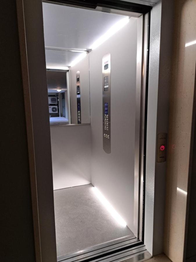 200-100 Wifi Apartment *