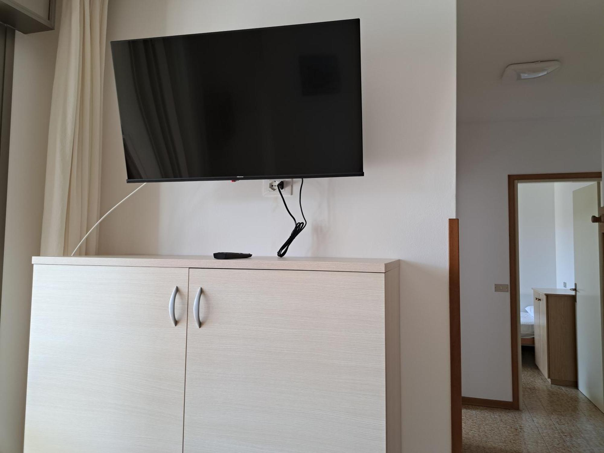 200-100 Wifi Apartment *