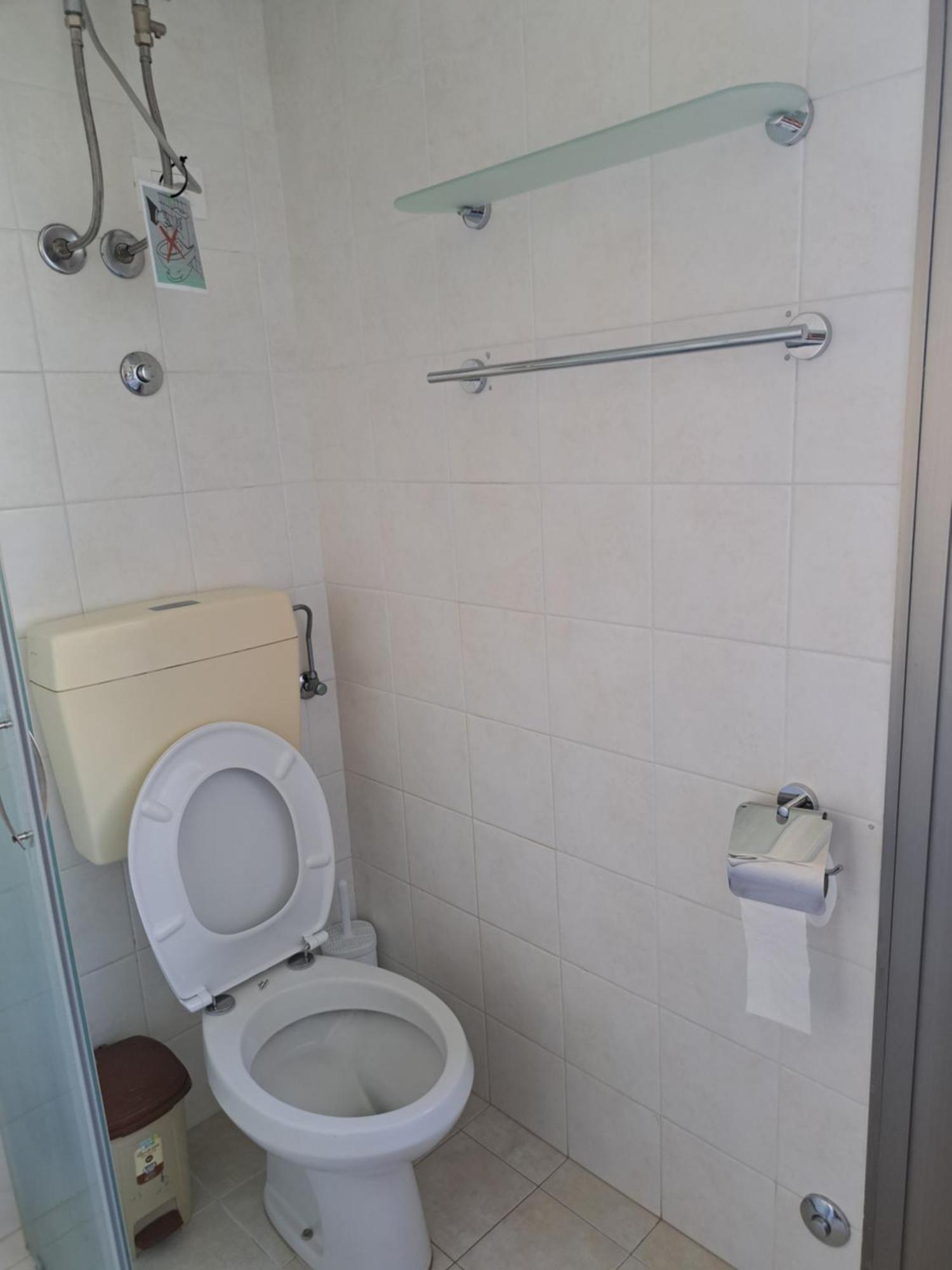 200-100 Wifi Apartment *
